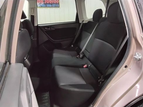 Used 2015 Subaru Forester 2.5i Premium AWD/4WD image 13