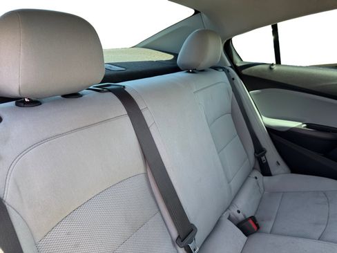 Used 2019 Chevrolet Cruze LS w/ LS Convenience Package image 18