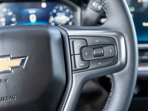 Used 2023 Chevrolet Silverado 1500 LT AWD/4WD image 22