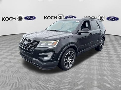 Used 2017 Ford Explorer Sport w/ Equipment Group 401A AWD/4WD image 3