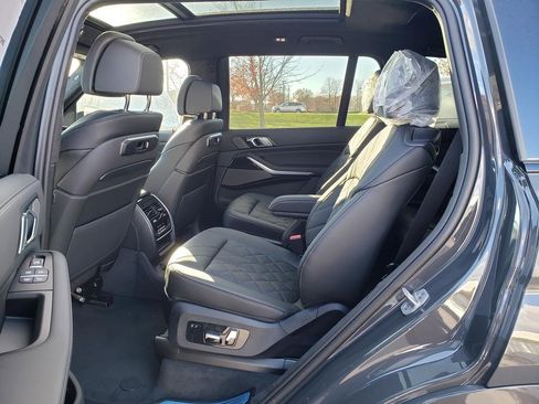 New 2026 BMW X7 xDrive40i w/ M Sport Package image 7