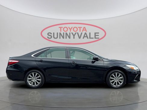 Used 2015 Toyota Camry XLE image 9