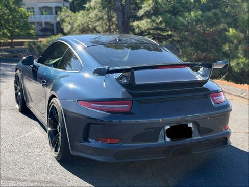 Used 2015 Porsche 911 GT3 RWD image 5