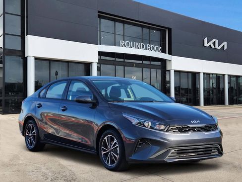 Certified 2024 Kia Forte LXS w/ LXS Technology Package image 2