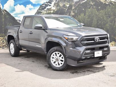New 2025 Toyota Tacoma SR5