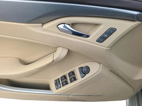 Used 2013 Cadillac CTS Luxury RWD image 10
