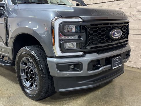 Used 2024 Ford F350 Lariat w/ Lariat Ultimate Package image 11