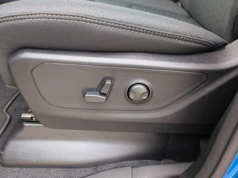 New 2026 RAM 1500 Big Horn AWD/4WD image 18