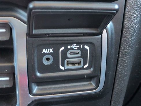 Certified 2021 Jeep Wrangler Unlimited Rubicon w/ Trailer Tow Package image 23