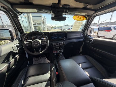 Used 2024 Jeep Gladiator Rubicon image 29