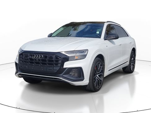 Used 2020 Audi Q8 Premium Plus w/ Premium Plus Package image 3