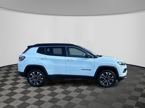Certified 2023 Jeep Compass Limited w/ Sun and Sound Group AWD/4WD image 8