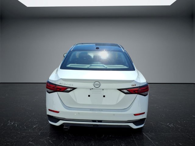 Certified 2025 Nissan Sentra SR FWD image 9