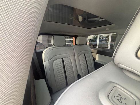 Used 2026 Rivian R1S Adventure AWD/4WD image 23
