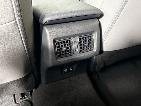 Certified 2025 Toyota Camry SE w/ Convenience Package image 37