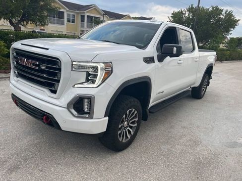 Used 2021 GMC Sierra 1500 AT4 w/ AT4 Premium Package AWD/4WD image 3