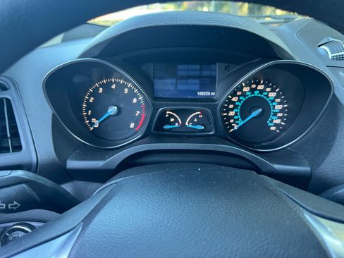 Used 2013 Ford Escape SE image 23