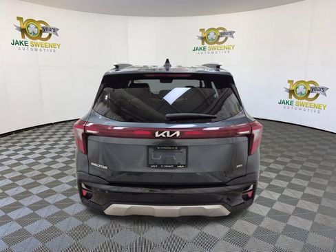 Used 2025 Kia Seltos EX w/ EX Sunroof Package AWD/4WD image 9
