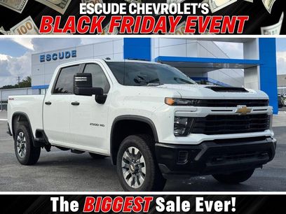 Used 2025 Chevrolet Silverado 2500 Custom w/ Custom Value Package