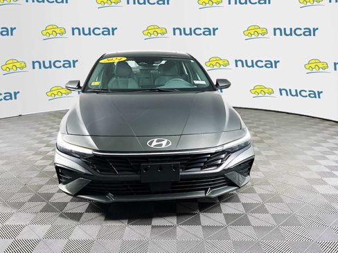 Used 2024 Hyundai Elantra SEL w/ Convenience Package FWD image 2