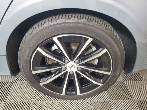 Used 2023 Volvo S60 T8 Plus AWD/4WD image 10