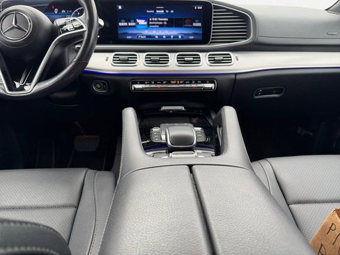 Certified 2024 Mercedes-Benz GLS 450 4MATIC image 11