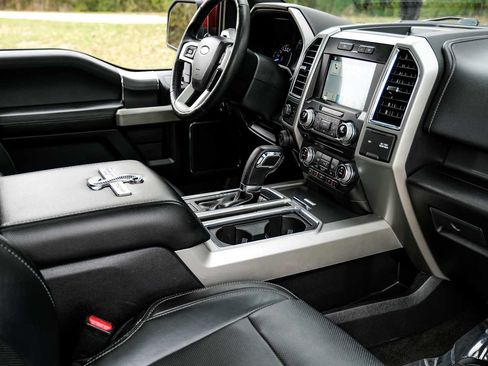 Used 2017 Ford F150 Lariat w/ Equipment Group 502A Luxury image 24