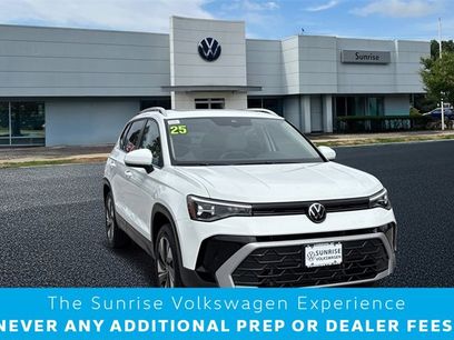Used 2025 Volkswagen Taos SE