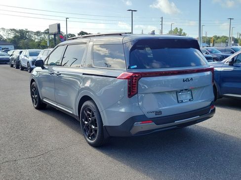 New 2026 Kia Carnival SX Prestige FWD image 4