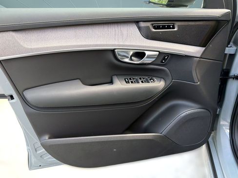 New 2026 Volvo XC90 T8 Ultra w/ Protection Package AWD/4WD image 12