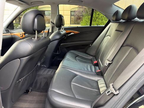 Used 2006 Mercedes-Benz E 350 Sedan image 23