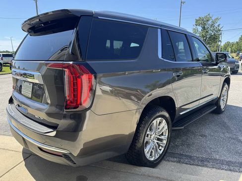Used 2021 GMC Yukon SLT w/ Rear Media and Nav Package RWD image 6
