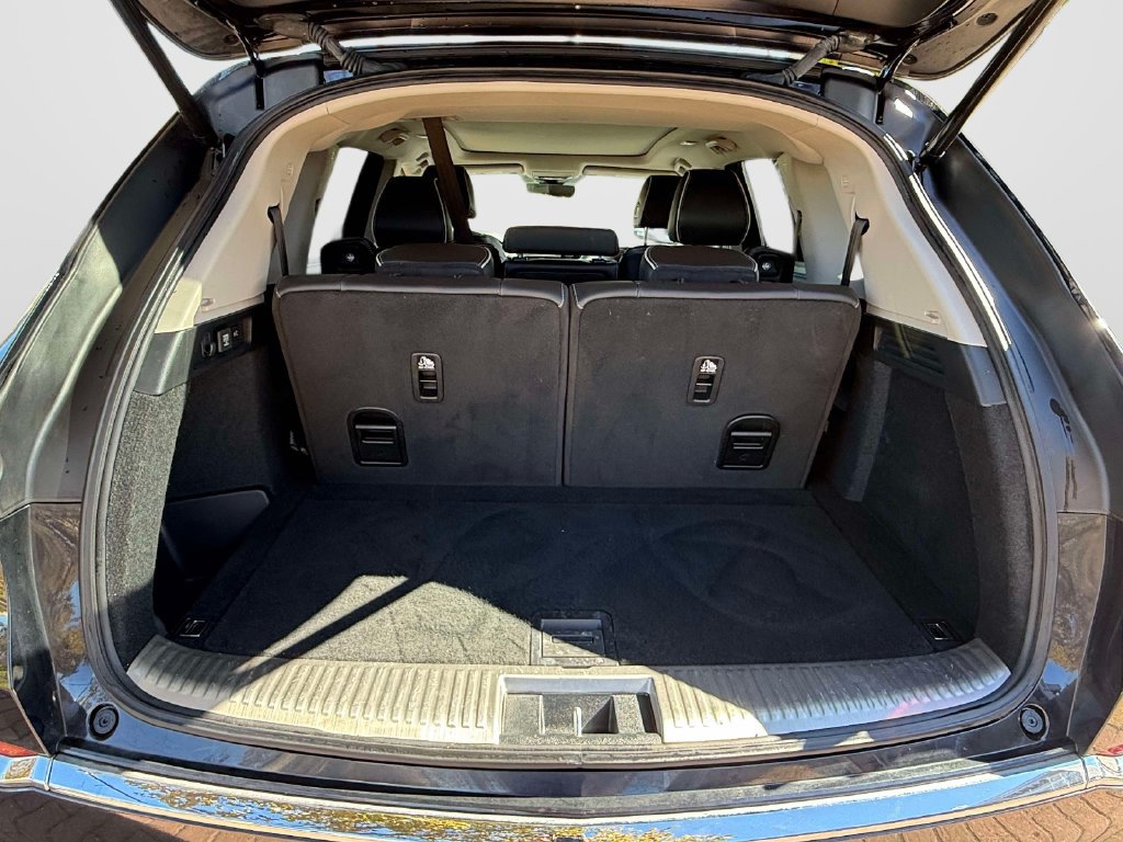 Used 2023 Acura MDX w/ Advance Package AWD/4WD image 9
