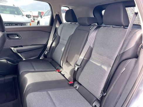 Used 2023 Nissan Rogue SV image 23