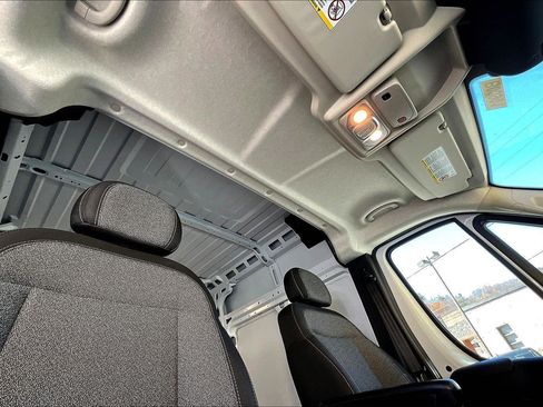 Used 2025 RAM ProMaster 1500 w/ Convenience Group image 22