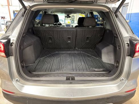 Used 2023 Chevrolet Equinox LT AWD/4WD image 5