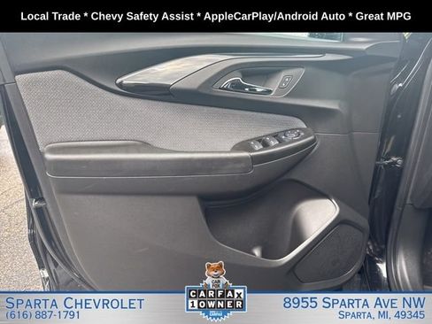 Used 2023 Chevrolet TrailBlazer LT FWD image 11