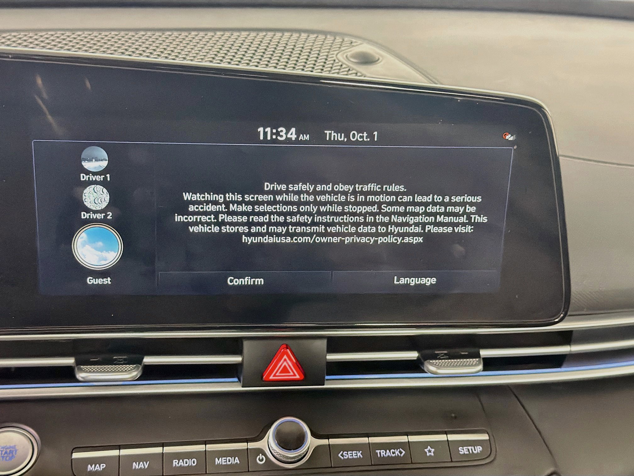 Used 2025 Hyundai Elantra Limited FWD image 19