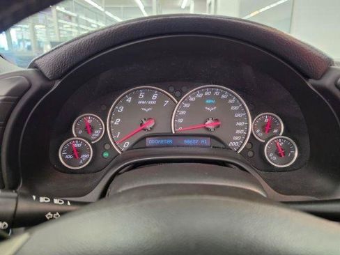 Used 2009 Chevrolet Corvette Convertible w/ Preferred Equipment Group RWD image 23