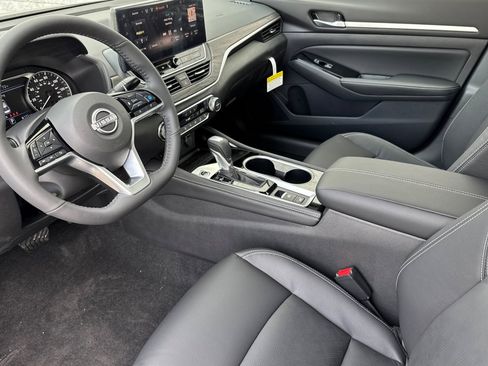 New 2025 Nissan Altima 2.5 SL image 7