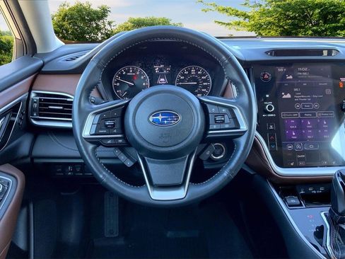 Used 2021 Subaru Outback Touring image 8