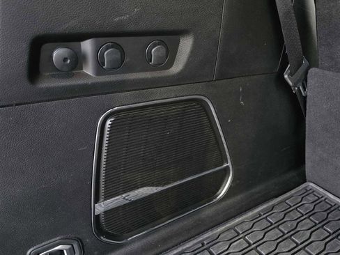 Used 2024 Jeep Wagoneer Series II w/ Flexible Seating Group image 21