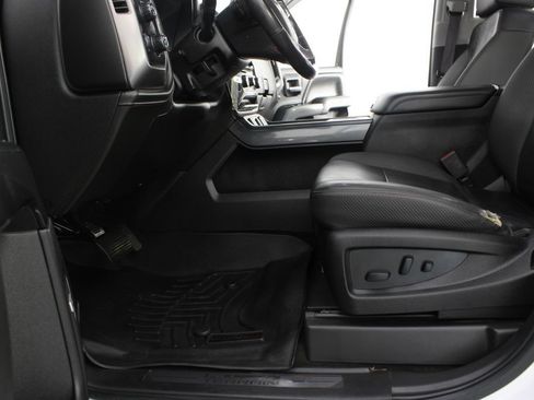 Used 2017 GMC Sierra 1500 SLT AWD/4WD image 19