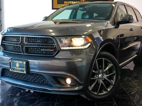 Used 2018 Dodge Durango GT image 1