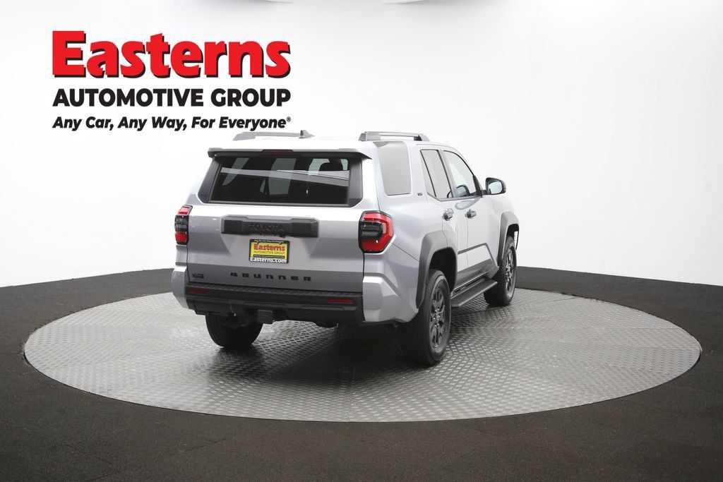 Used 2025 Toyota 4Runner SR5 AWD/4WD image 40