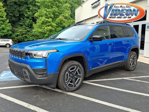 New 2026 Jeep Cherokee Laredo AWD/4WD image 1