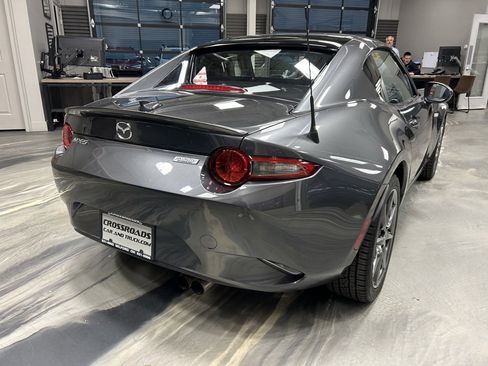Used 2017 MAZDA MX-5 Miata RF Grand Touring image 29
