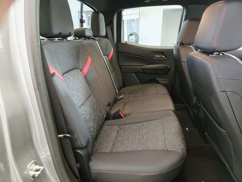 Used 2024 Chevrolet Colorado Z71 w/ Z71 Convenience Package 2 image 11