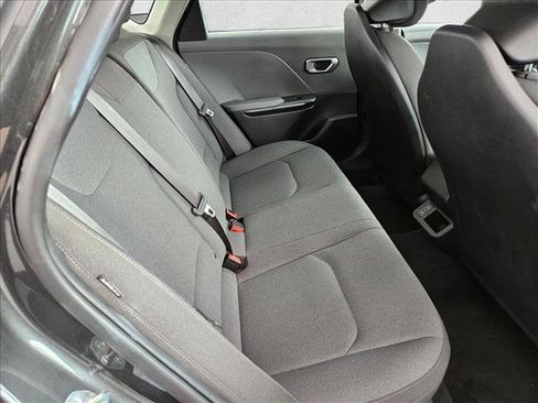 Used 2025 Kia K4 FWD image 12