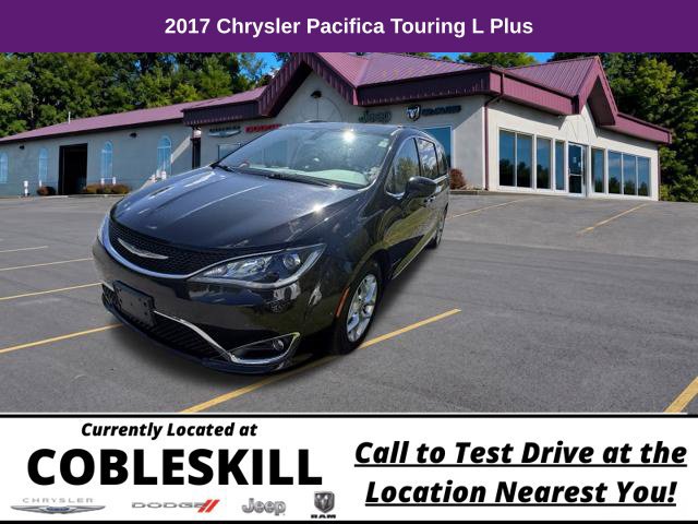 Used 2017 Chrysler Pacifica Touring-L Plus FWD image 7